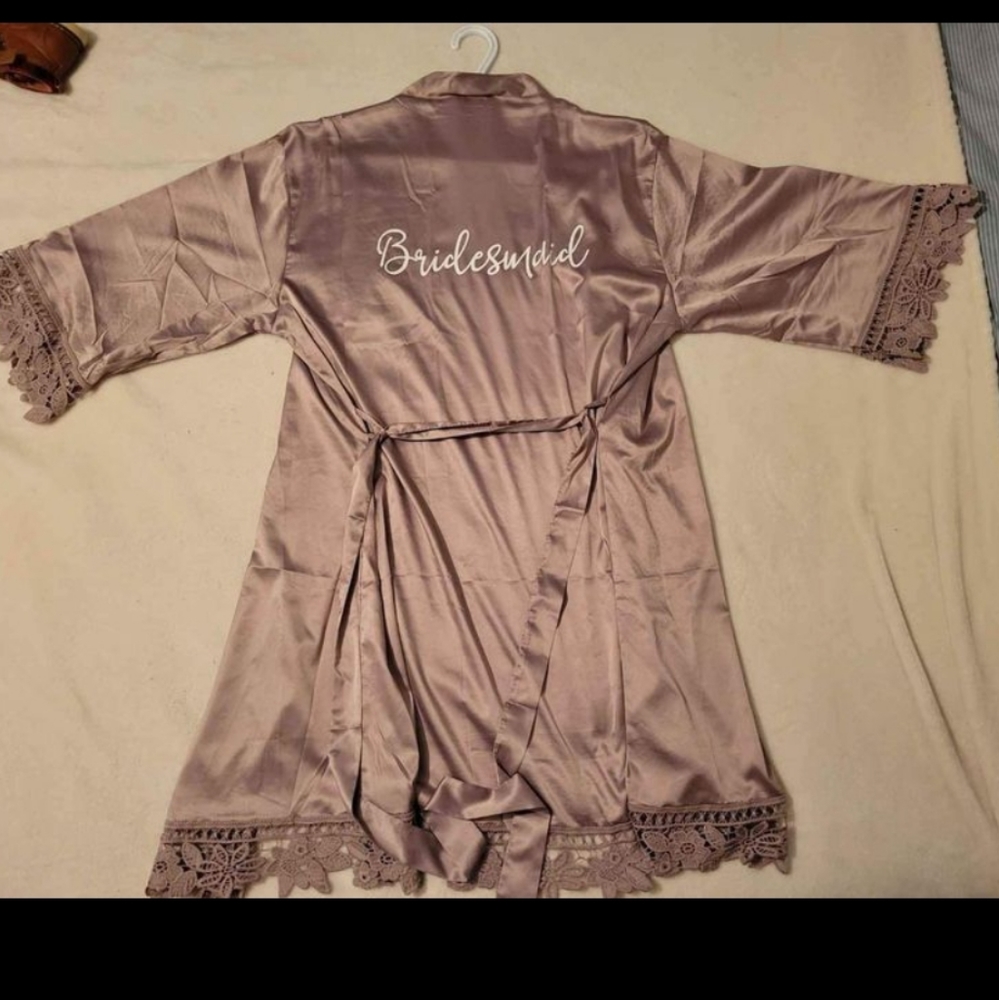 Bridesmaid robe